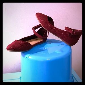 Old Navy Burgundy Sandals